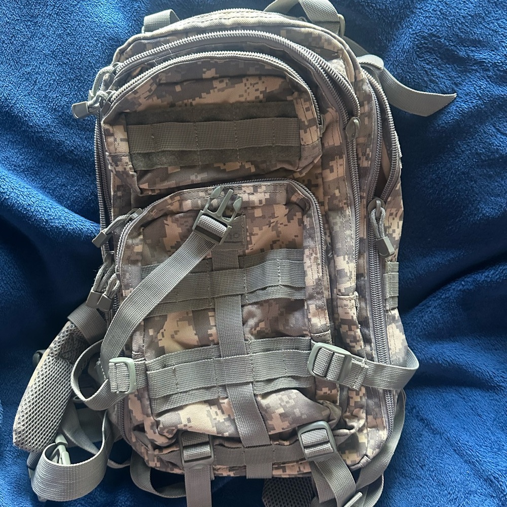 Condor Three Day Assault Backpack Camouflage Back… - image 1